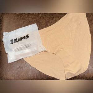 SKIMS Tan Bikini panties, NEW in opened package